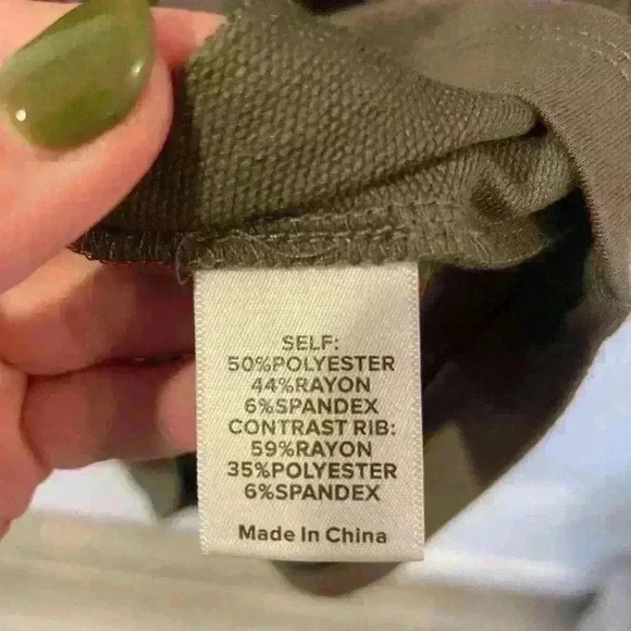 Evereve Kiara Vneck T Shirt Short Dress Olive Green Size XS - Picture 7 of 8